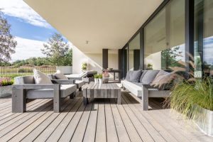 Avoir une belle terrasse à Puy-Saint-Andre 